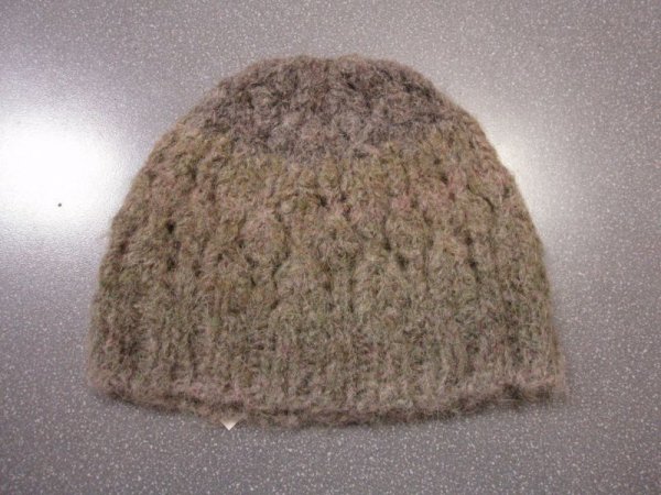画像1: 《激安》手編み透かし模様の帽子（アルパカビネット） (1)